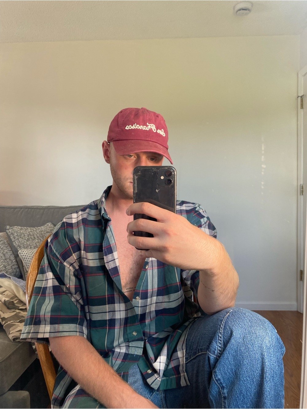 Men's Green Plaid Short-Sleeve Button-Up Shirt